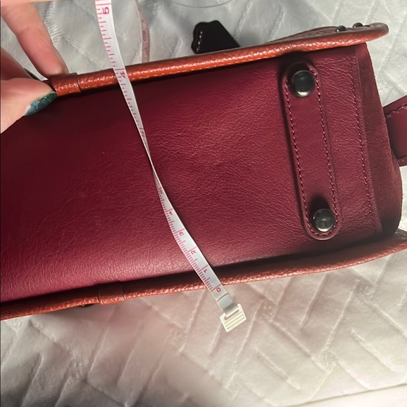 Like new Coach Dreamer Colorblock tote with glove-tanned leather and suede - Picture 16 of 16